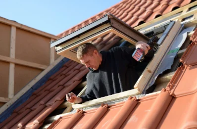 Pose de fenêtres de toit Velux à Domblans